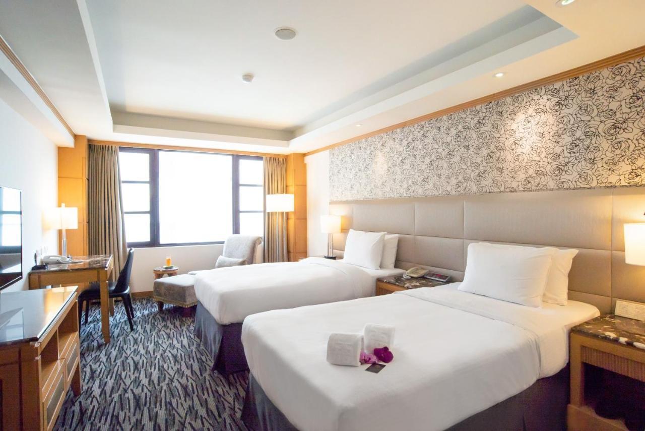 Hotel Dion Тайджун Екстериор снимка