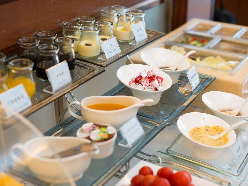 Hotel Dion Тайджун Екстериор снимка