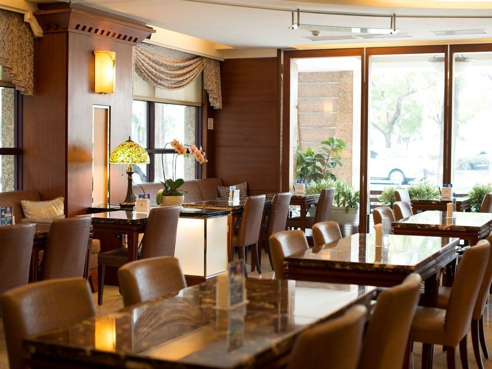 Hotel Dion Тайджун Екстериор снимка