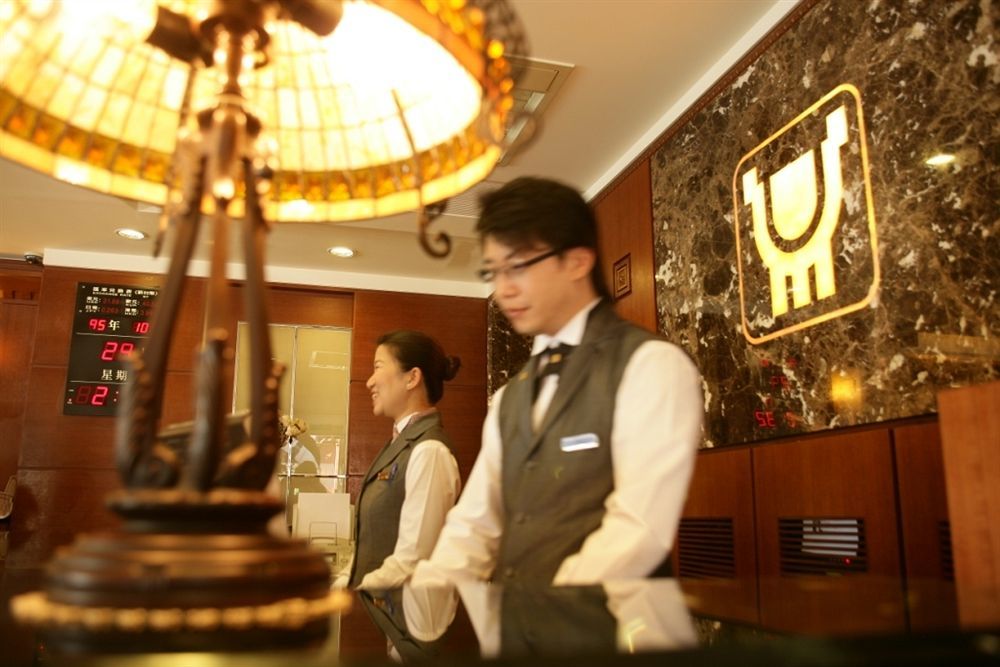 Hotel Dion Тайджун Екстериор снимка